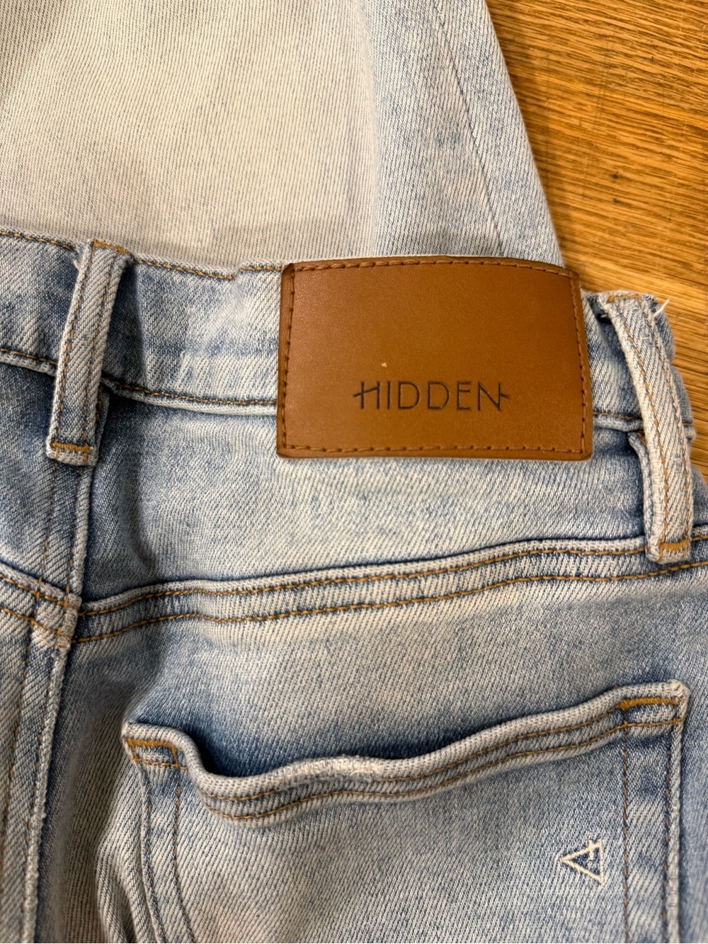 Hidden Light Wash Denim Cuffed Jeans - Picture 3 of 9